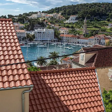 Apartment Ana Hvar Town