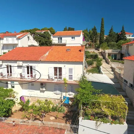 Ana Apartment Hvar Town