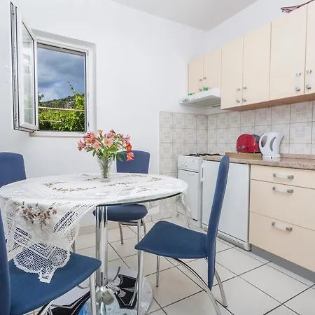 Ana Apartman