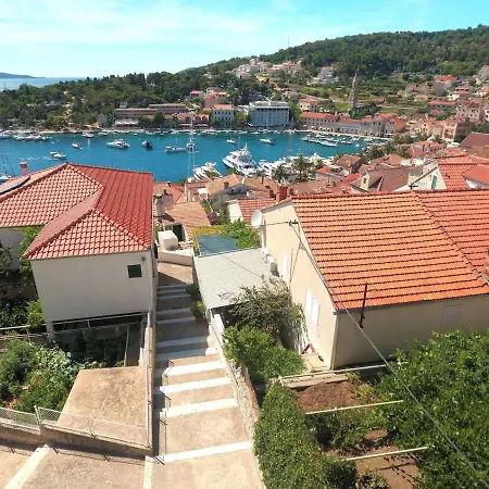 Ana Apartman