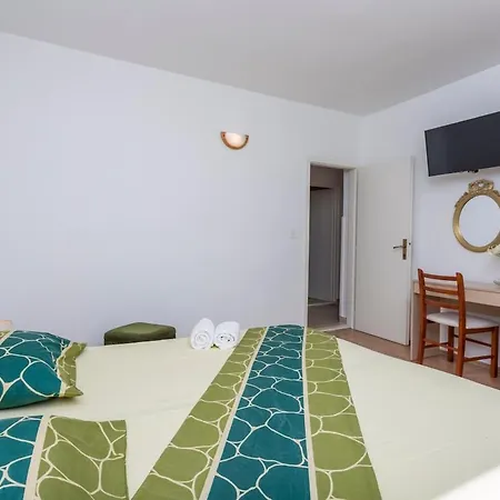 Ana Apartman