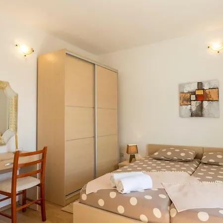 Ana Apartman Hvar Town