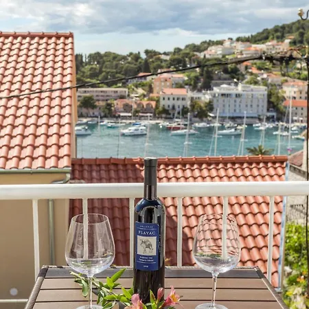 Ana Apartman Hvar Town